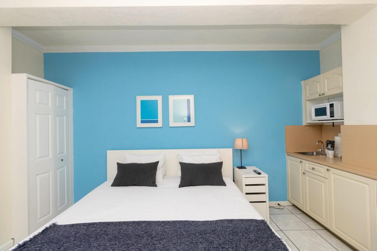433 Studio Hollywood Beach Dania Beach Exterior photo