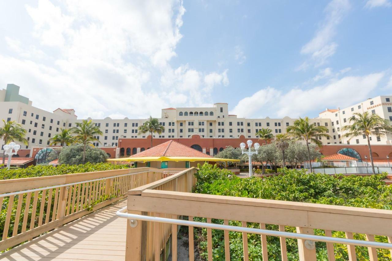 433 Studio Hollywood Beach Dania Beach Exterior photo
